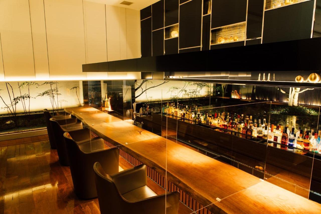 Kanazawa Tokyu Hotel Экстерьер фото The bar at the lounge