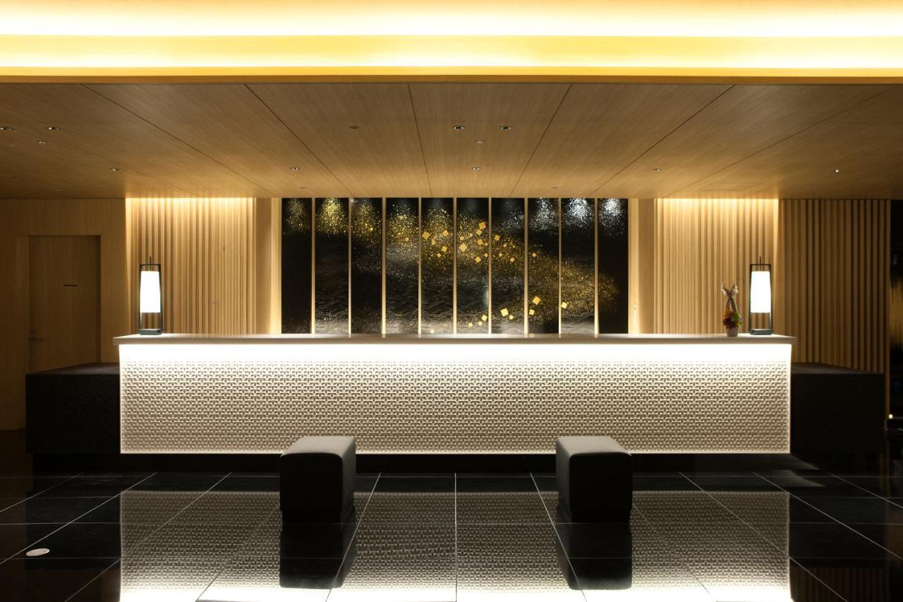Kanazawa Tokyu Hotel Экстерьер фото Reception desk at the hotel